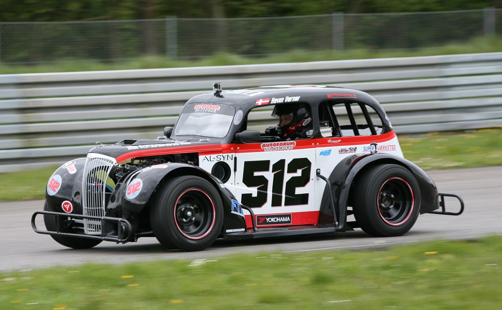 Efter en ombygning af bilen er Kevin klar til kamp
(Foto: Motorsporten.dk)